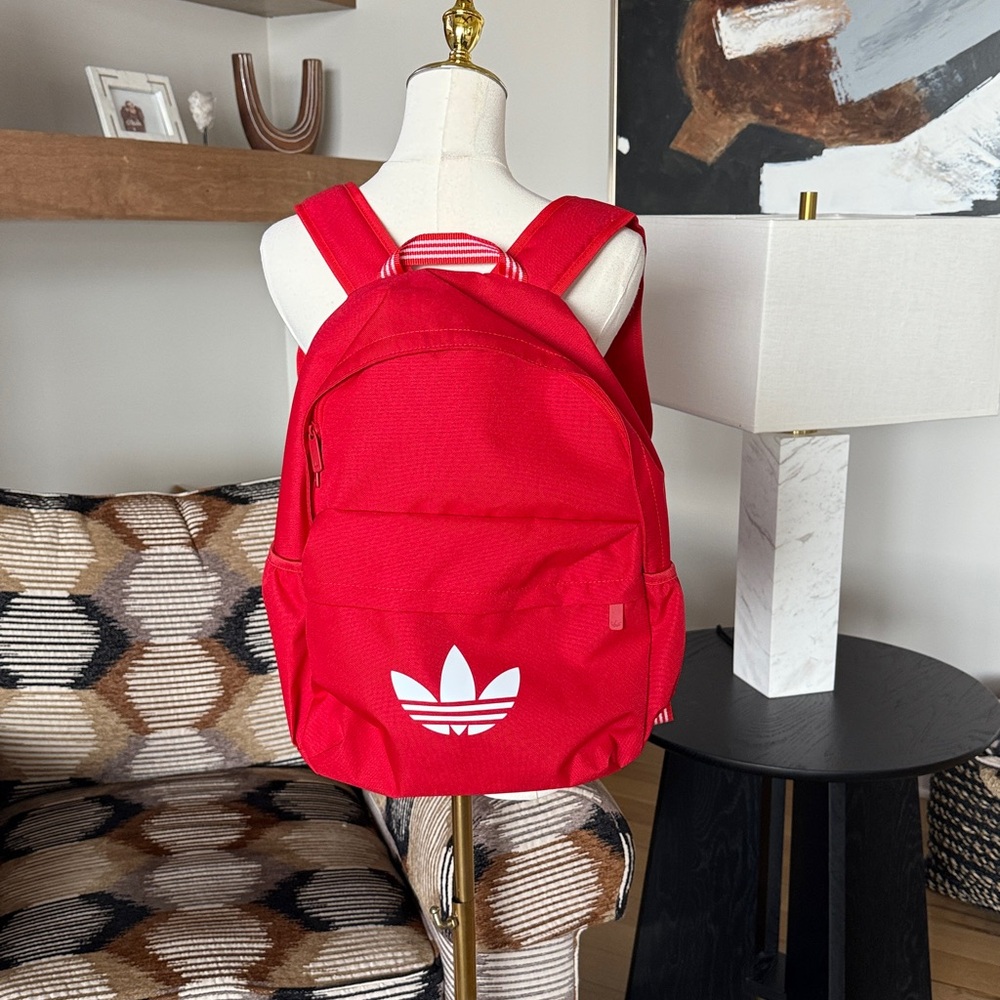 Adidas Adicolor Classic Backpack - Picture 2 of 10